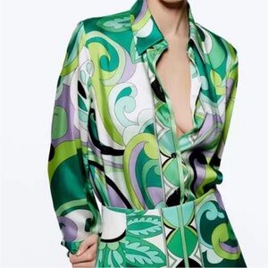 ZARA | Printed shirt 
Vibrant Green and Purple Patterned Blouse